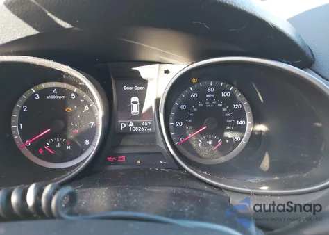 2015 Hyundai Santa Fe Sport 2.4L from USA, damaged, VIN 5XYZTDLB4FG301246